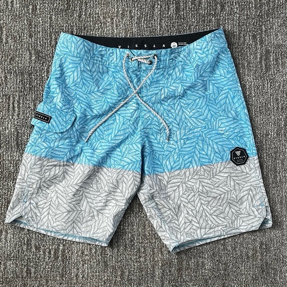 VISSLA Leaf Pattern Blue and Gray Board Shorts - Picture 2 of 7